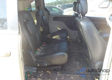 2011 Chrysler Town & Country Touring-L z USA, uszkodzony, nr VIN 2A4RR8DG1BR713009